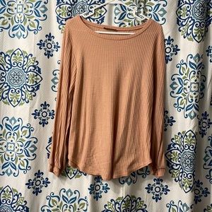 Women’s long sleeve top